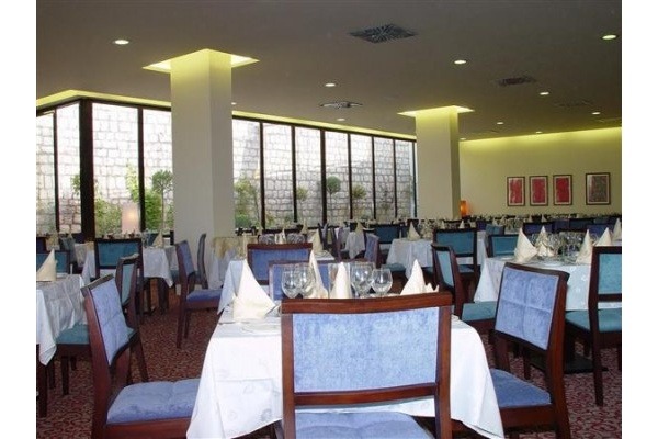 Hotel International