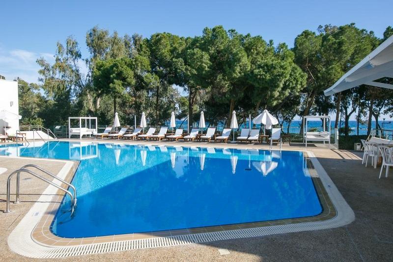 Park Beach Hotel