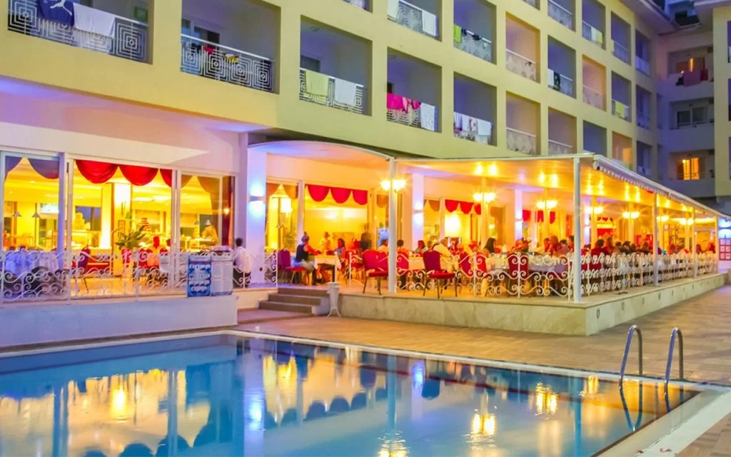 Pine House Hotel