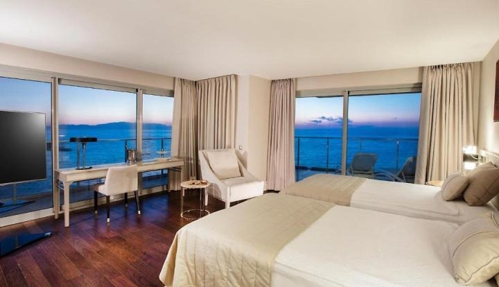 Charisma Deluxe Hotel