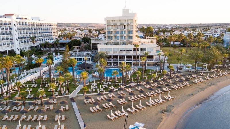 Golden Bay Hotel