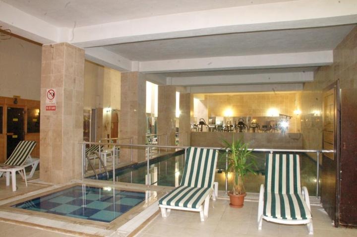 Arora Hotel