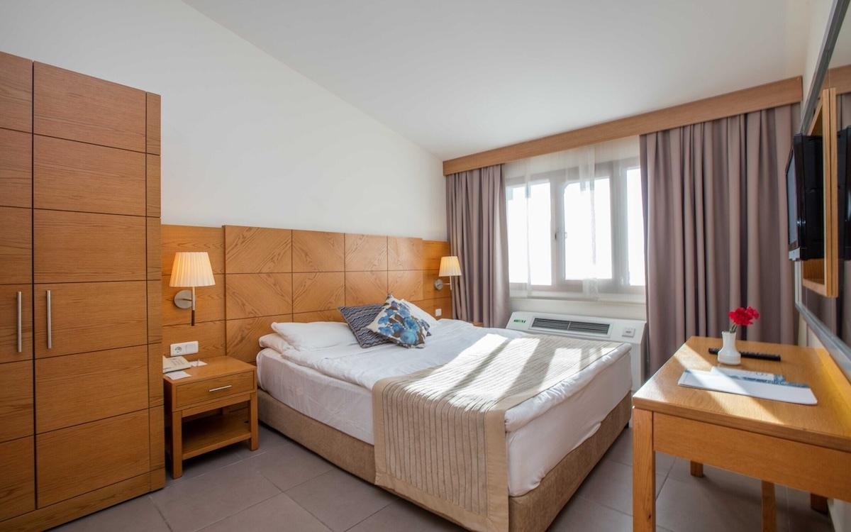 Pine Bay Holiday Resort
