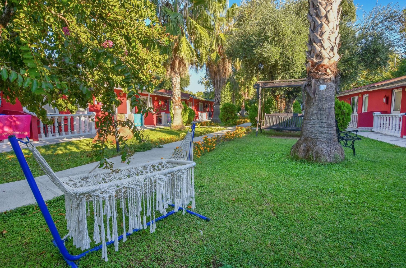 Altinkum Bungalow Hotel