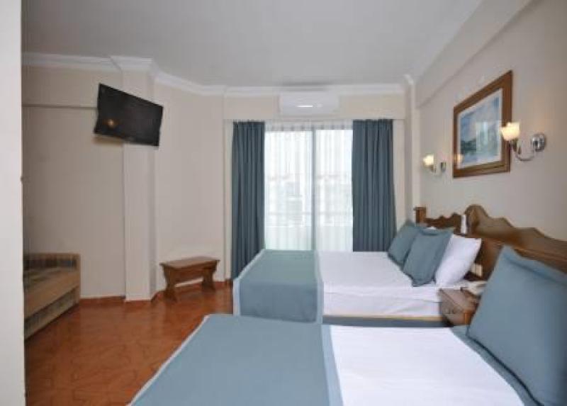 Class Beach Hotel
