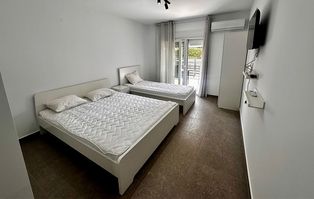 Vila Jorgos Lux