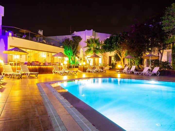 Hotel Club Flora