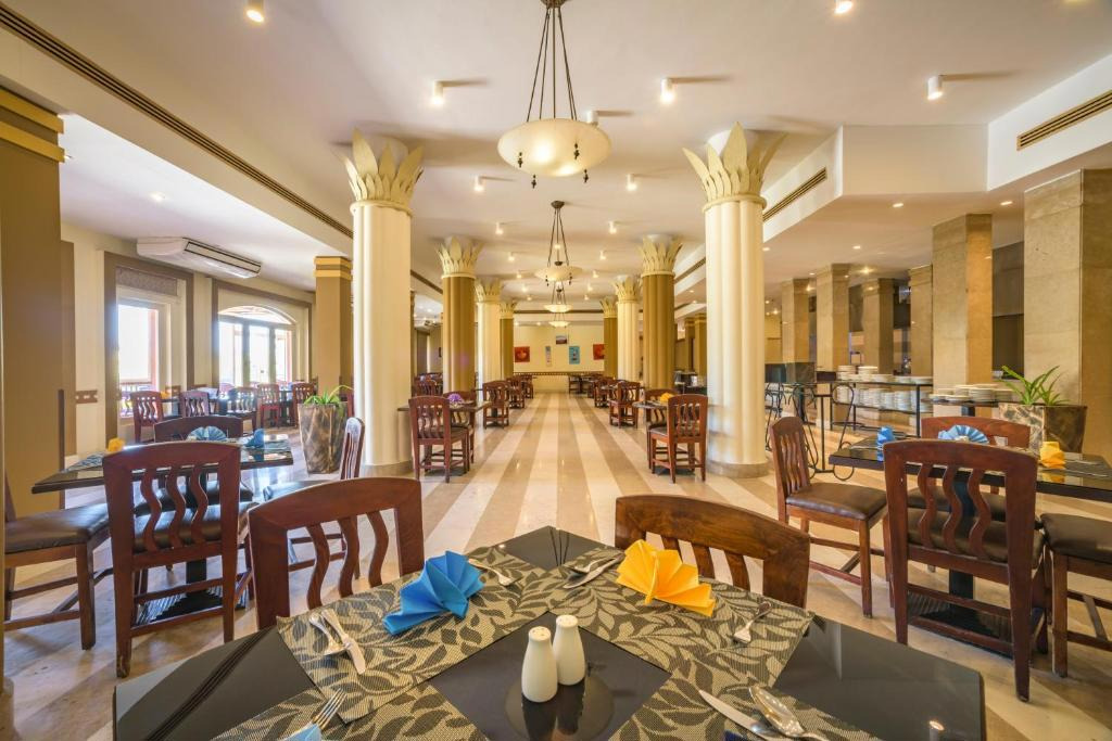  Marina Plaza Hotel Tala Bay