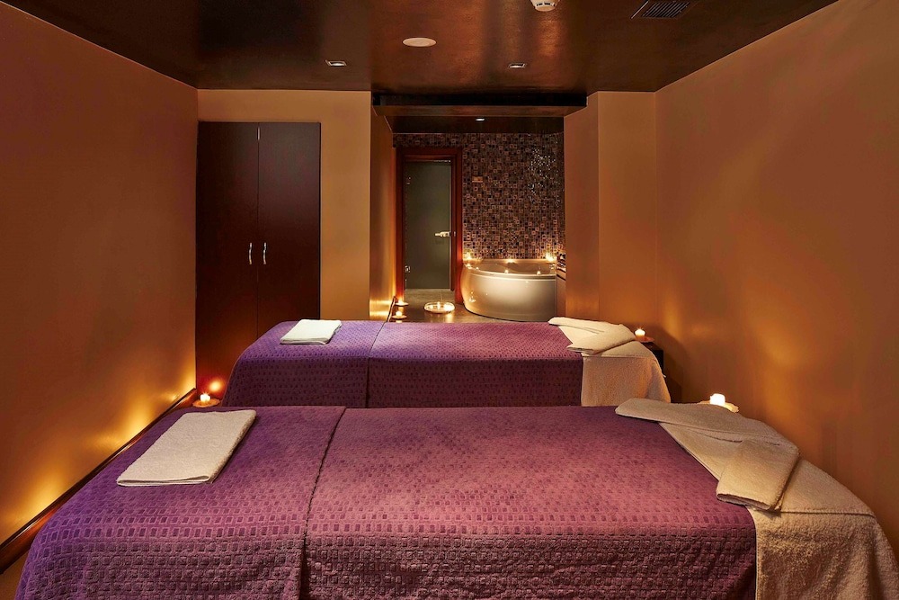DoubleTree by Hilton Hotel Izmir - Alsancak