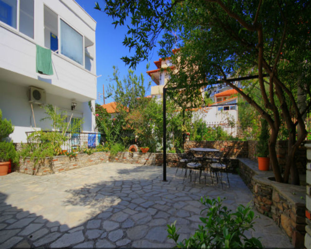 Vila Nikos