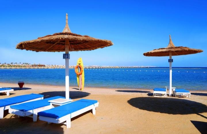 Pick Albatros Alf Leila Wa Leila