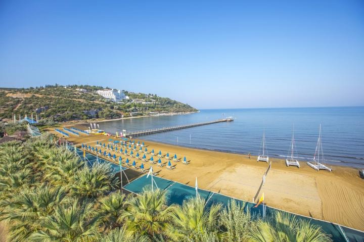 Aqua Fantasy Resort