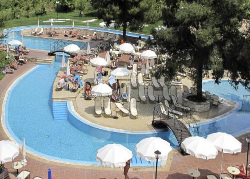 Lesse Hotel
