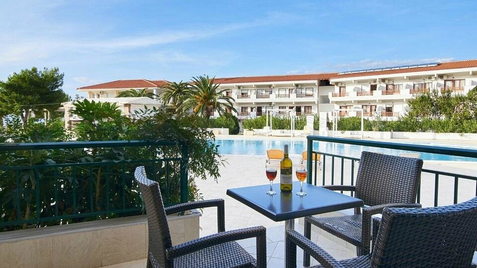 Hotel Toroni Blue Sea