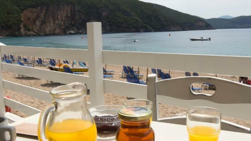 Enjoy Lichnos Bay Village