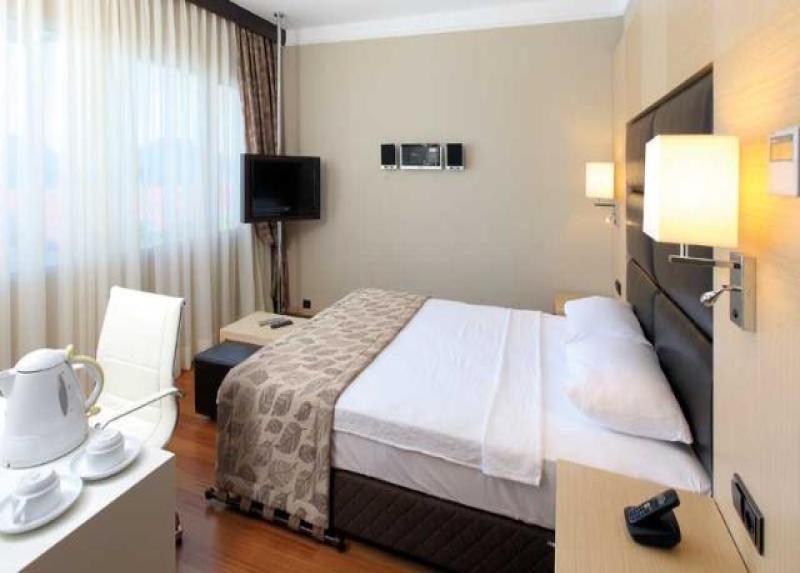 Cettia Beach Resort Hotel