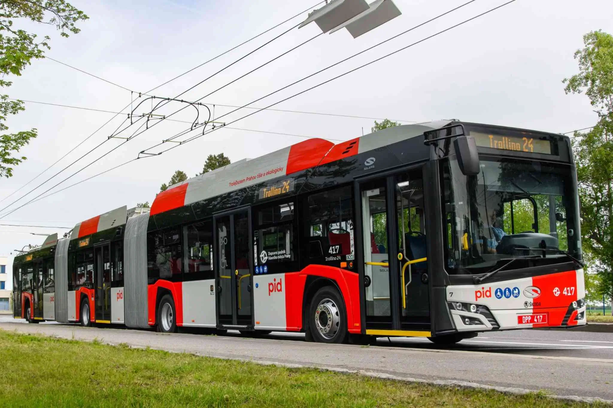 Opony w metrobusach to kluczowy element ich wydajności. Fot. Solaris
