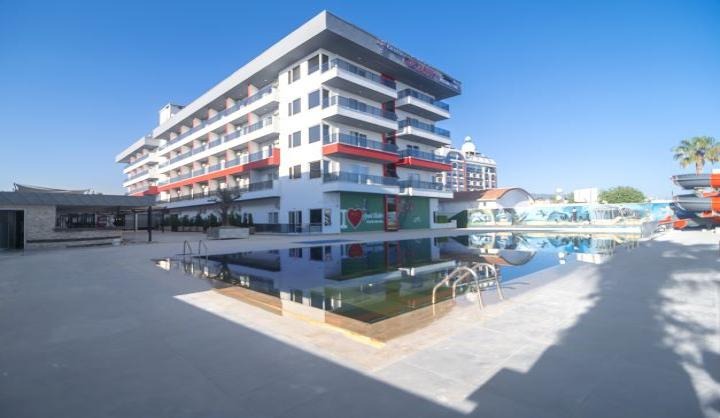 Grand Kolibri Prestige & Spa