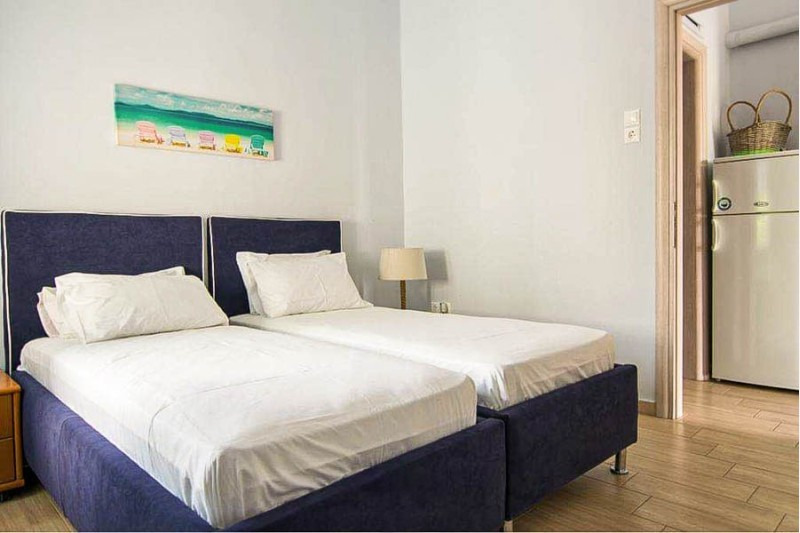 Vila Blue and White Luxury III