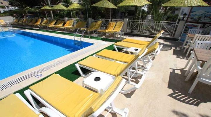 Hotel Myra