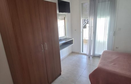 Studia i apartmani Sula