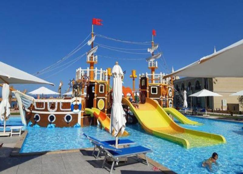 Titanic Royal Hotel