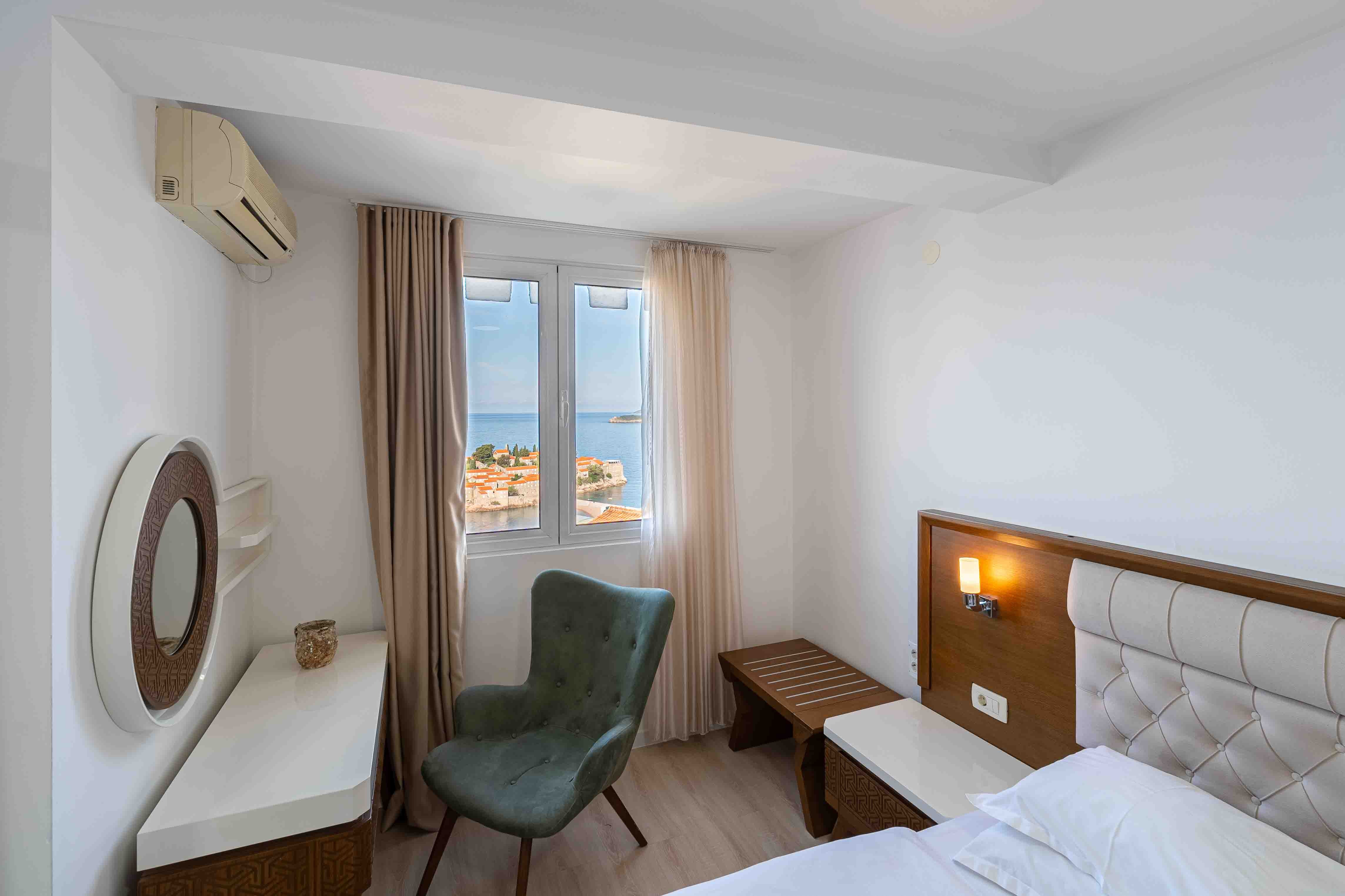 Hotel Adrović