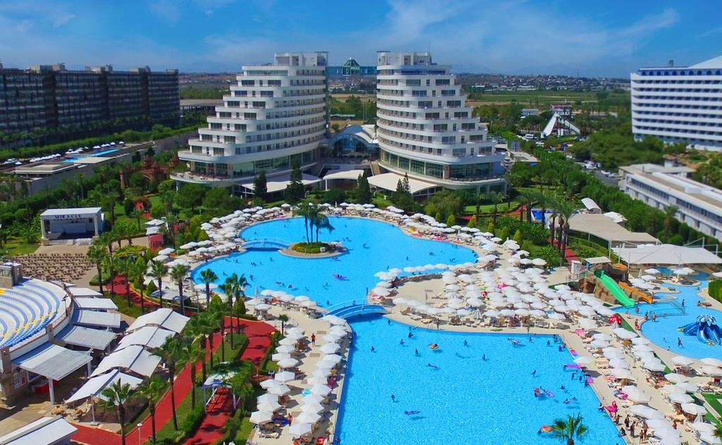 Miracle Resort Hotel
