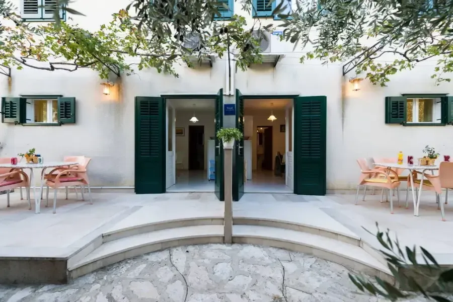Apartman Dina