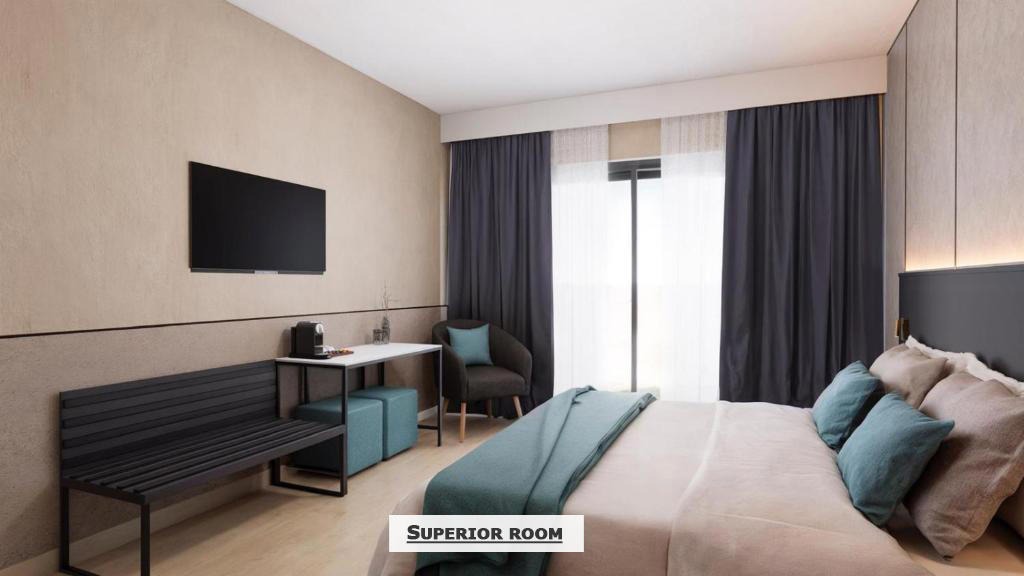 Hotel Puente Real