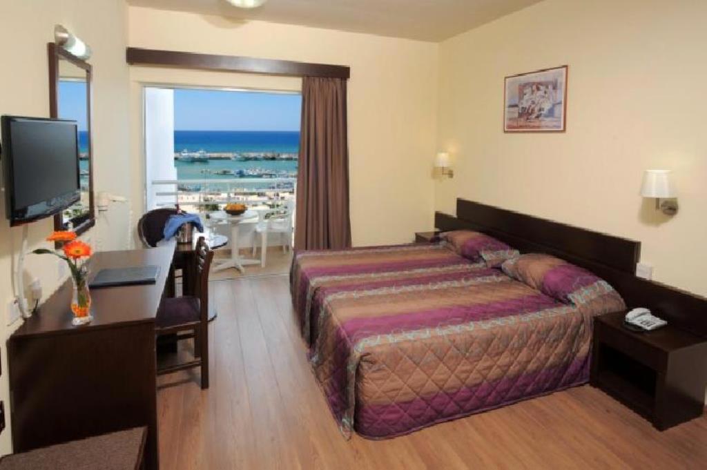 Okeanos Beach Boutique