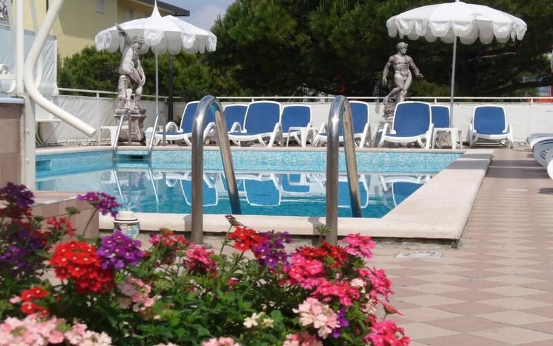 Hotel Trevi