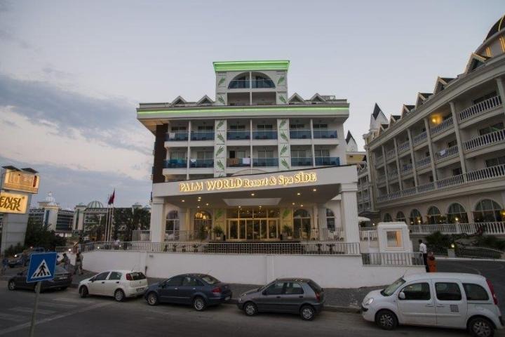 Palm World Resort & Spa