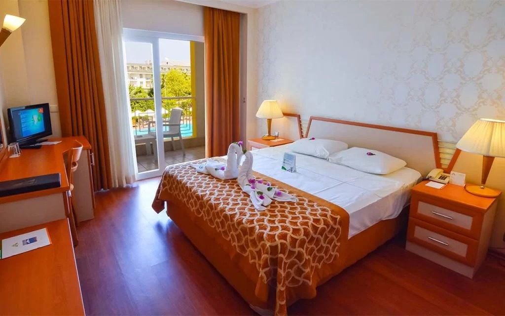 Pine House Hotel