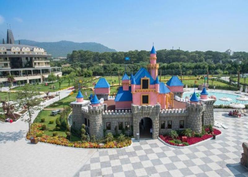 Crystal Prestige Elite Hotel