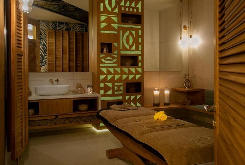 Nissiblu Beach Hotel