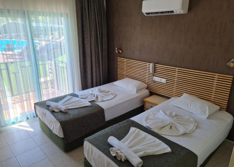 Rebin Beach Hotel