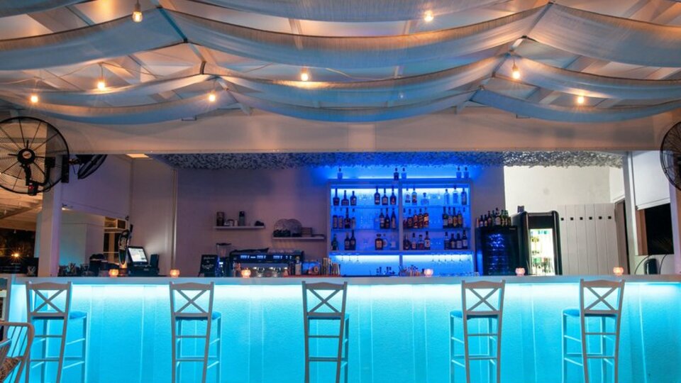 Hotel Acrotel Lily Ann Boutique