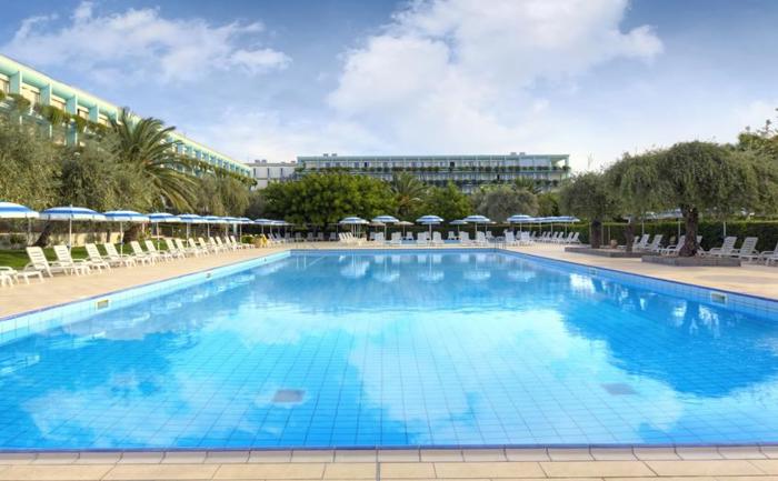 UNAHOTELS Naxos Beach