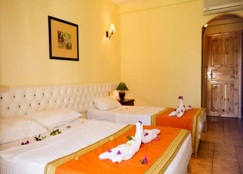 Tiana Beach Hotel