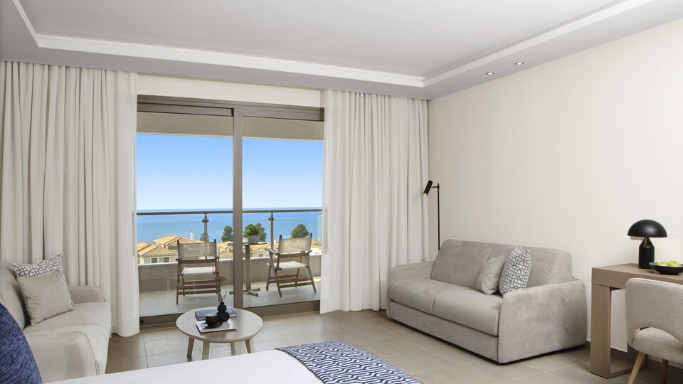Hotel Ajul Luxury Hotel and Spa Resort