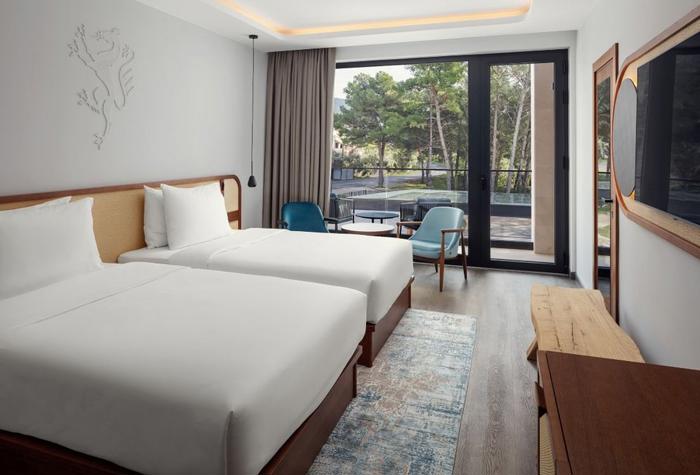 The Isolano, Cres, Autograph Collection
