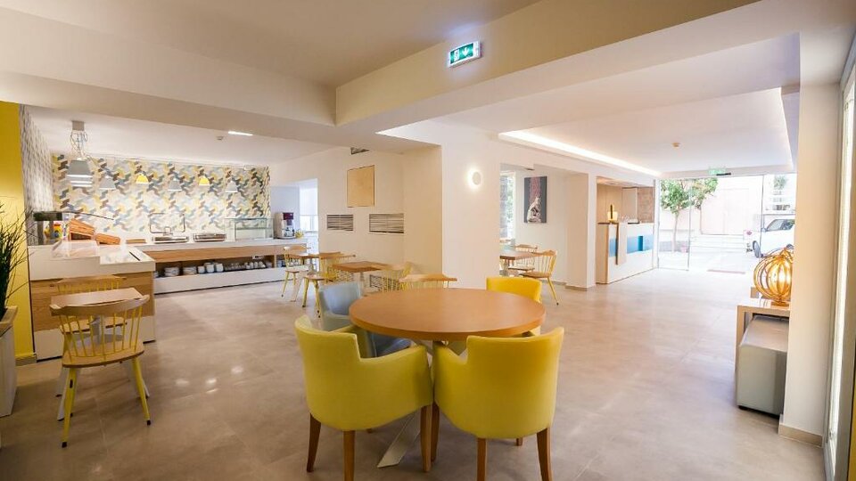 Frini Hotel