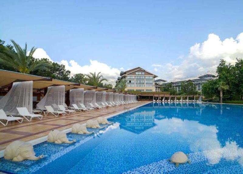Amara Luxury Resort Hotel