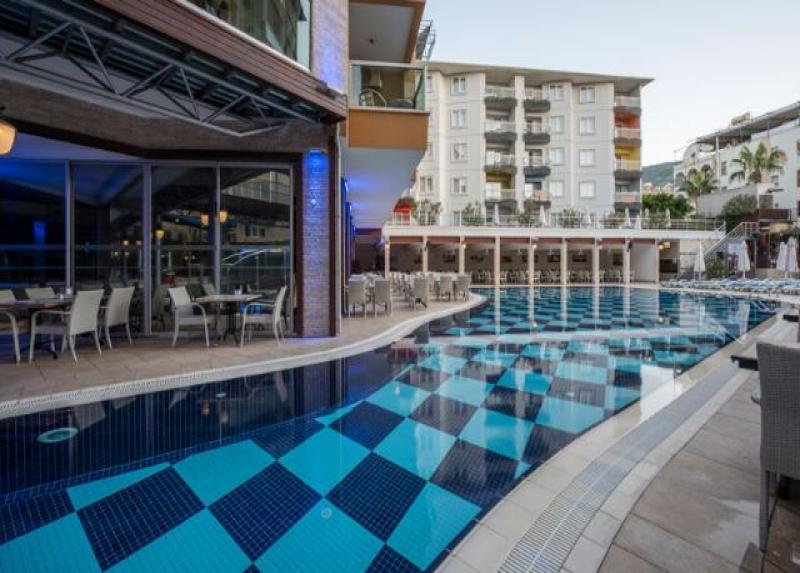 Tac Premier Hotel