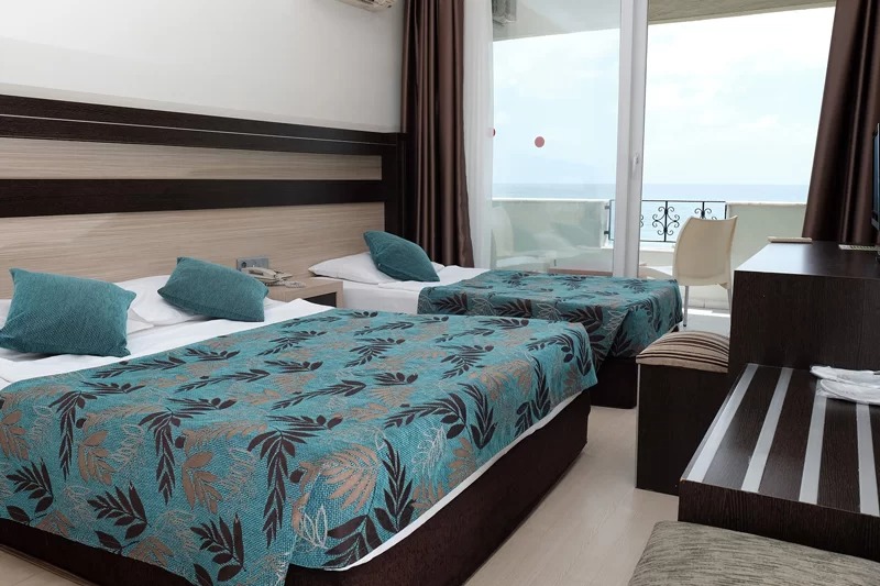 Cimen Hotel