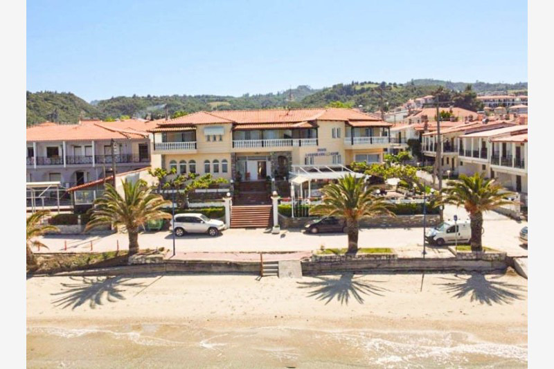 Vila Polihrono Beach