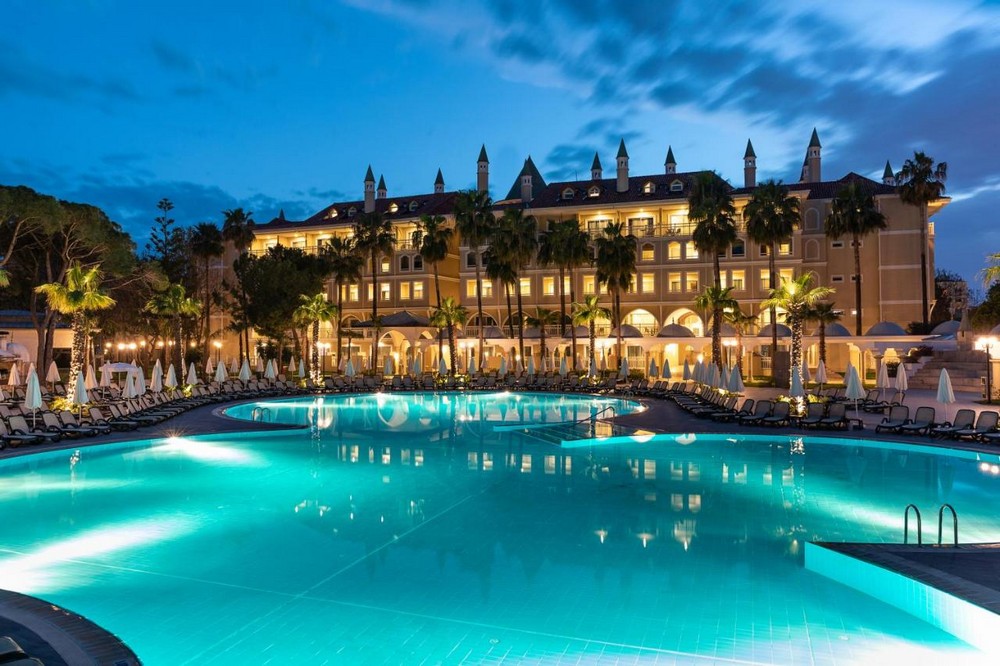Topkapi Palace Swandor Hotel