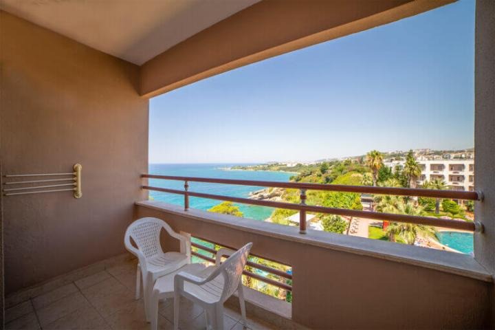 Aska Bayview Hotel