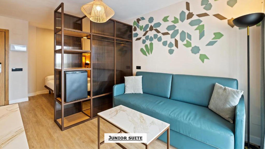 Hotel Puente Real 
